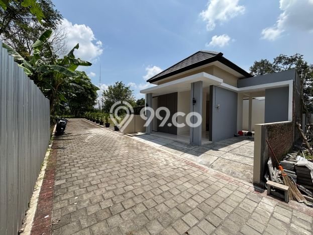 Rumah Strategis Modern Lb 50m2 di Kalasan, Sleman Rumah Strategis Modern Lb 50m2 di Kalasan, Sleman