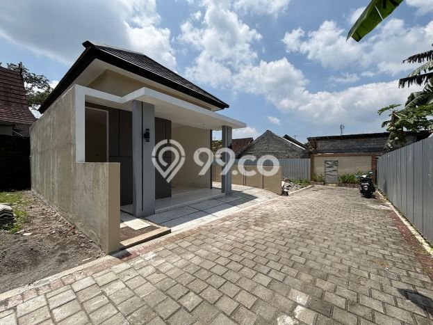 Rumah Strategis Modern Lb 50m2 di Kalasan, Sleman Rumah Strategis Modern Lb 50m2 di Kalasan, Sleman