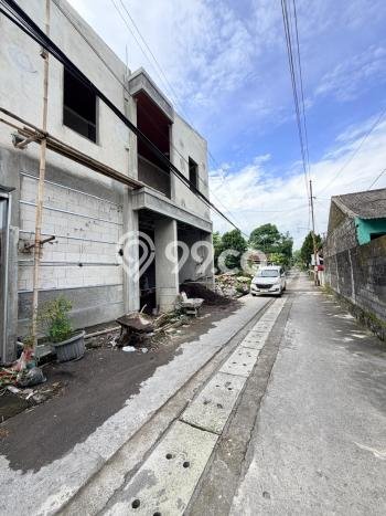 Rumah Kost Dijual Lokasi Ngaglik, Sleman, 16 Kamar Tidur, 16 Kamar Mandi, 300m2 Rumah Kost Dijual Lokasi Ngaglik, Sleman, 16 Kamar Tidur, 16 Kamar Mandi, 300m2
