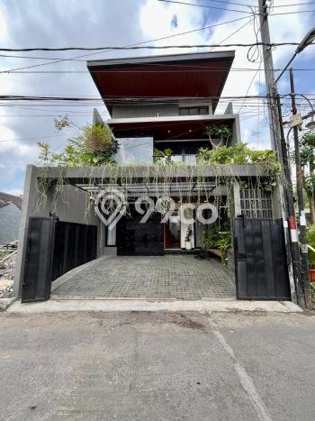 HUNIAN PILIHAN! Rumah di Ngaglik, LT 116m² Bangunan 160m² HUNIAN PILIHAN! Rumah di Ngaglik, LT 116m² Bangunan 160m²