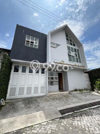 Dijual Rumah 5 Kamar Lokasi Ideal Bagus dan Strategis di Mlati Dijual Rumah 5 Kamar Lokasi Ideal Bagus dan Strategis di Mlati