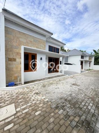 For Sale Rumah 2 Kamar Lokasi Strategis Nyaman dan Strategis di Kasihan For Sale Rumah 2 Kamar Lokasi Strategis Nyaman dan Strategis di Kasihan