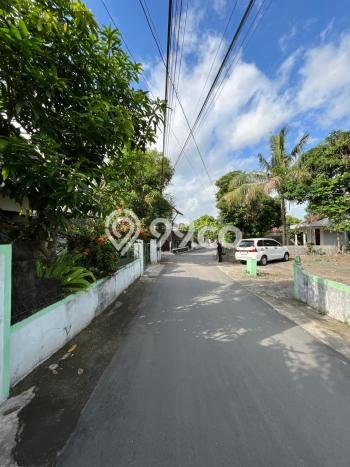 Dijual Cepat Rumah Favorit Siap Huni LB 200m2 di Depok, Sleman Dijual Cepat Rumah Favorit Siap Huni LB 200m2 di Depok, Sleman