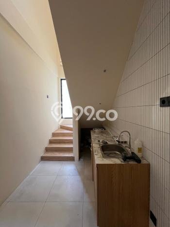 Kost Dijual di Seturan dengan 10 KT dan Luas 144m2 Kost Dijual di Seturan dengan 10 KT dan Luas 144m2