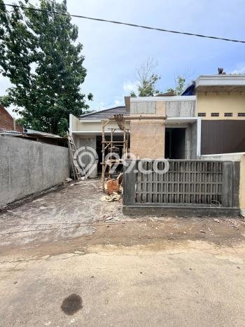 Dijual Rumah 2 Kamar Lokasi Strategis Bagus dan Strategis di Sleman Dijual Rumah 2 Kamar Lokasi Strategis Bagus dan Strategis di Sleman