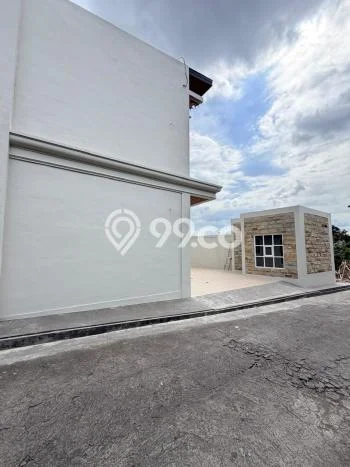 Dijual Kost Strategis di Depok, Sleman 16 KT, 16 KM, Luas Bangunan 280m2 Dijual Kost Strategis di Depok, Sleman 16 KT, 16 KM, Luas Bangunan 280m2
