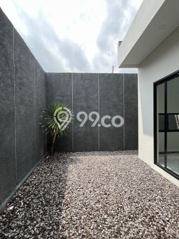 Rumah Strategis Modern Lb 100m2 di Ngaglik, Sleman Rumah Strategis Modern Lb 100m2 di Ngaglik, Sleman
