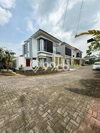Rumah Modern Minimalis 3 KT Bisa Langsung Pindah di Mlati Rumah Modern Minimalis 3 KT Bisa Langsung Pindah di Mlati