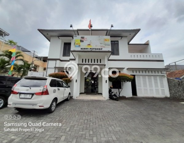Rumah 5 KT 3 KM di Area Gondokusuman, Yogyakarta Rumah 5 KT 3 KM di Area Gondokusuman, Yogyakarta