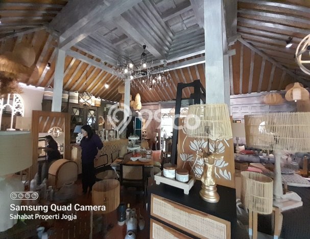 HARGA TERBAIK! Rumah Berkualitas area Sewon, Luas 800m² Bangunan 600m² HARGA TERBAIK! Rumah Berkualitas area Sewon, Luas 800m² Bangunan 600m²