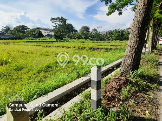 Jual Tanah Kawasan Gamping, Luas 1449m2m², Lingkungan Nyaman, Kontur Datar Jual Tanah Kawasan Gamping, Luas 1449m2m², Lingkungan Nyaman, Kontur Datar