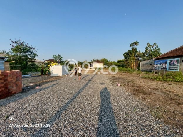 Rumah Menguntungkan di Banguntapan, Dekat Kawasan Bisnis, Bantul - LT 75m² Rumah Menguntungkan di Banguntapan, Dekat Kawasan Bisnis, Bantul - LT 75m²