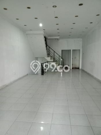 Ruko Strategis di , Luas 226m2m², Area Komersial, Berkembang Ruko Strategis di , Luas 226m2m², Area Komersial, Berkembang