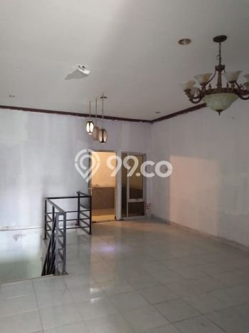Ruko Strategis di , Luas 226m2m², Area Komersial, Berkembang Ruko Strategis di , Luas 226m2m², Area Komersial, Berkembang