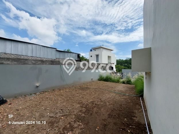 Kesempatan Investasi Rumah 3 KT 2 KM di Lokasi Strategis, Yogyakarta Kesempatan Investasi Rumah 3 KT 2 KM di Lokasi Strategis, Yogyakarta