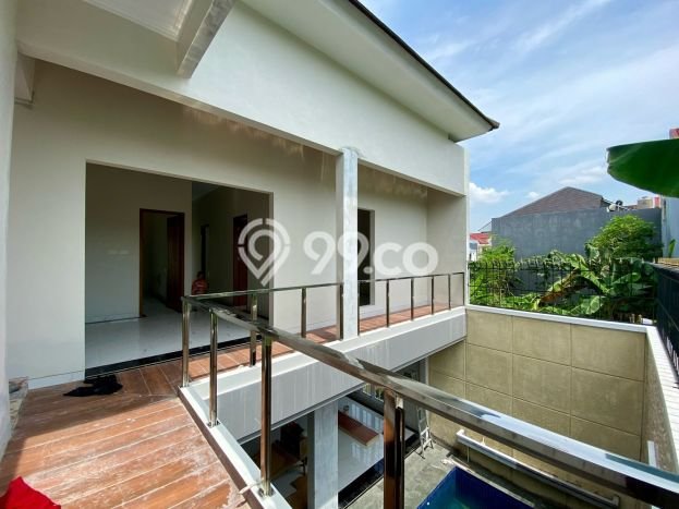 DIJUAL CEPAT! Rumah Modern di Ngaglik, Sleman, Luas 193m2m² LB 300m2m² Bisa Nego! DIJUAL CEPAT! Rumah Modern di Ngaglik, Sleman, Luas 193m2m² LB 300m2m² Bisa Nego!