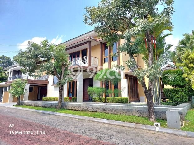 Rumah Elit Modern Siap Huni di Kaliurang Sleman Rumah Elit Modern Siap Huni di Kaliurang Sleman