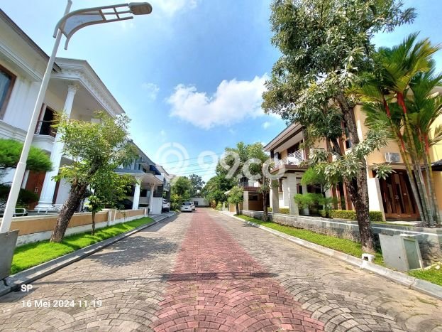 Rumah Elit Modern Siap Huni di Kaliurang Sleman Rumah Elit Modern Siap Huni di Kaliurang Sleman