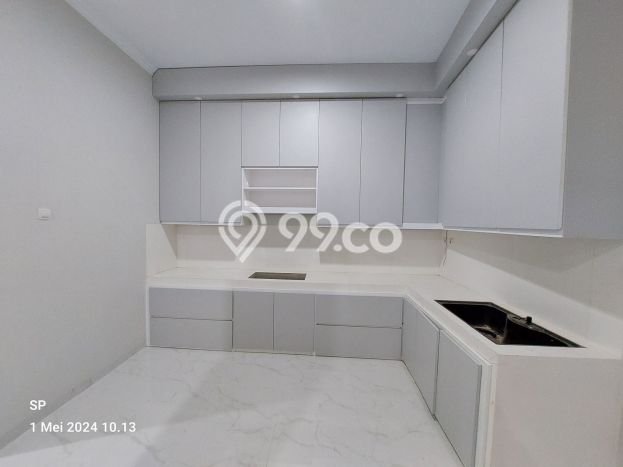 Rumah Strategis Modern Lb 190m2 di Depok, Sleman Rumah Strategis Modern Lb 190m2 di Depok, Sleman