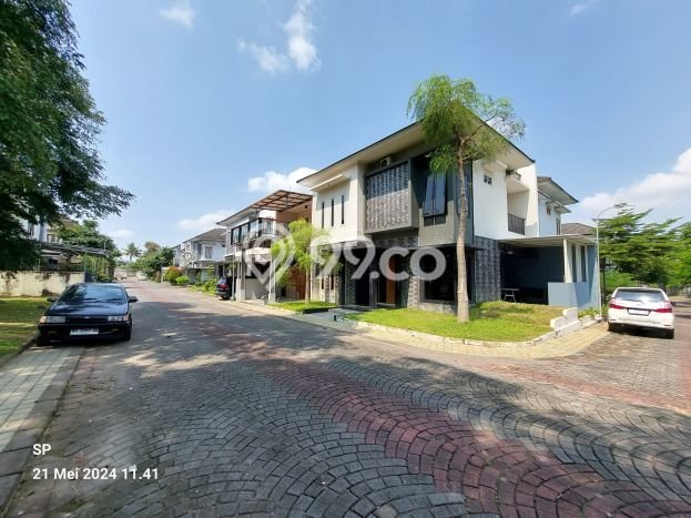 Siap Huni Rumah Mewah 4 Kamar di Ngaglik Dekat ke Mana Pun Siap Huni Rumah Mewah 4 Kamar di Ngaglik Dekat ke Mana Pun