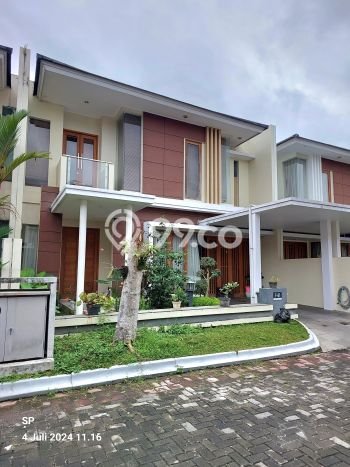 Rumah Terawat di Mlati, Sleman, Luas Tanah 210m2m², Luas Bangunan 240m2m² Rumah Terawat di Mlati, Sleman, Luas Tanah 210m2m², Luas Bangunan 240m2m²