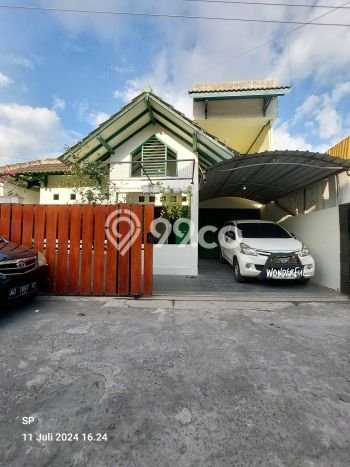For Sale Rumah 5 Kamar Lokasi Ideal Nyaman dan Strategis di Depok For Sale Rumah 5 Kamar Lokasi Ideal Nyaman dan Strategis di Depok