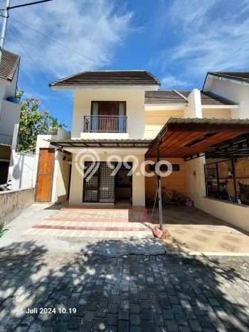 For Sale Rumah 4 Kamar Lokasi Ideal Nyaman dan Strategis di Kasihan For Sale Rumah 4 Kamar Lokasi Ideal Nyaman dan Strategis di Kasihan