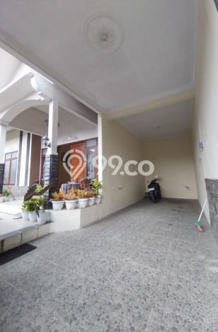 Rumah Modern Cantik 5 Kamar Siap Huni di Ngaglik Rumah Modern Cantik 5 Kamar Siap Huni di Ngaglik
