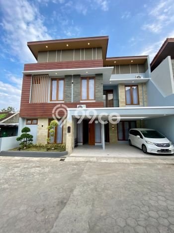 For Sale Rumah 4 Kamar Lokasi Strategis Bagus dan Strategis di Banguntapan For Sale Rumah 4 Kamar Lokasi Strategis Bagus dan Strategis di Banguntapan