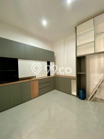 For Sale Rumah 4 Kamar Lokasi Strategis Bagus dan Strategis di Banguntapan For Sale Rumah 4 Kamar Lokasi Strategis Bagus dan Strategis di Banguntapan