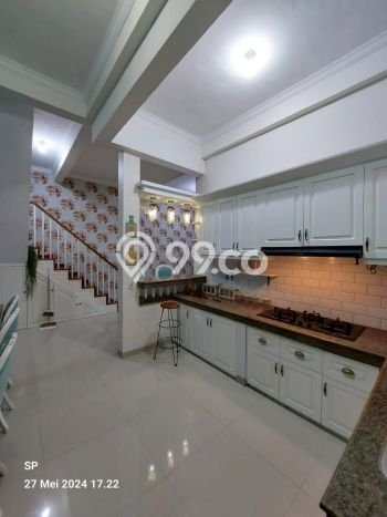 Rumah SUPER MEWAH! area Gamping, Sleman, Luas 150m² LB 250m², HARGA SPESIAL Rumah SUPER MEWAH! area Gamping, Sleman, Luas 150m² LB 250m², HARGA SPESIAL