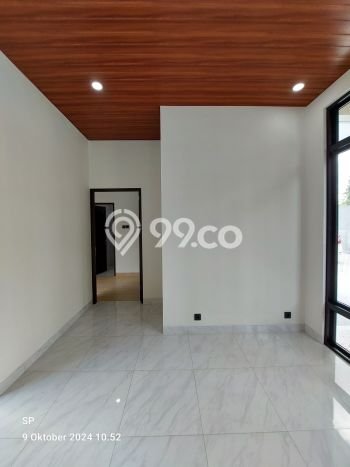PROPERTI UNGGULAN! Rumah Strategis area Sleman, LT 158m2m² Bangunan 180m2m² PROPERTI UNGGULAN! Rumah Strategis area Sleman, LT 158m2m² Bangunan 180m2m²