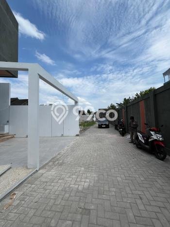 Rumah Modern Minimalis 3 KT Bisa Langsung Pindah di Mlati Rumah Modern Minimalis 3 KT Bisa Langsung Pindah di Mlati