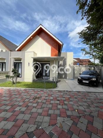 For Sale Rumah 3 Kamar Lokasi Ideal Bagus dan Strategis di Ngemplak For Sale Rumah 3 Kamar Lokasi Ideal Bagus dan Strategis di Ngemplak