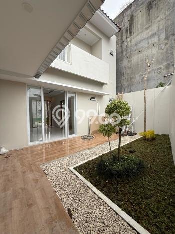 Jual Rumah Bagus Siap Huni LB 120m2 di Mlati, Sleman Jual Rumah Bagus Siap Huni LB 120m2 di Mlati, Sleman