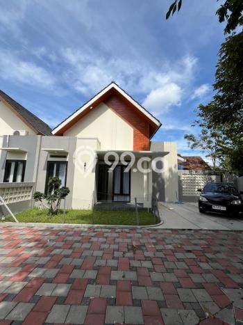For Sale Rumah 3 Kamar Lokasi Ideal Bagus dan Strategis di Ngemplak For Sale Rumah 3 Kamar Lokasi Ideal Bagus dan Strategis di Ngemplak