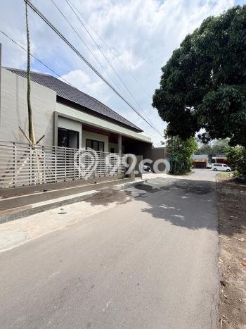 Rumah Lokasi Strategis di Kalasan, Sleman, Luas 200m2m² Bangunan 125m2m² Rumah Lokasi Strategis di Kalasan, Sleman, Luas 200m2m² Bangunan 125m2m²