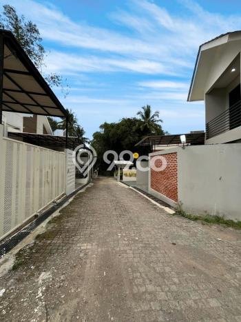 Rumah Modern Minimalis 3 Kamar Bisa Langsung Pindah di Turi Rumah Modern Minimalis 3 Kamar Bisa Langsung Pindah di Turi