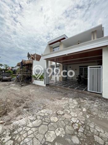 NEW LISTING! Rumah Premium di Ngemplak, Luas 150m² LB 150m² NEW LISTING! Rumah Premium di Ngemplak, Luas 150m² LB 150m²