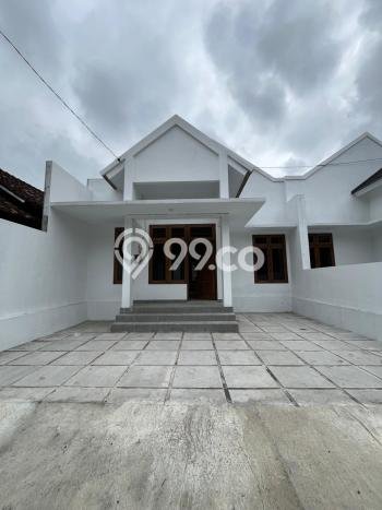 Dijual Rumah Strategis Bagus Punya 2 KT di Kalasan Sleman SHM Dijual Rumah Strategis Bagus Punya 2 KT di Kalasan Sleman SHM