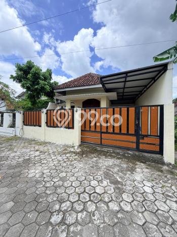 Dijual Cepat Rumah Favorit Siap Huni LB 200m2 di Berbah, Sleman Dijual Cepat Rumah Favorit Siap Huni LB 200m2 di Berbah, Sleman