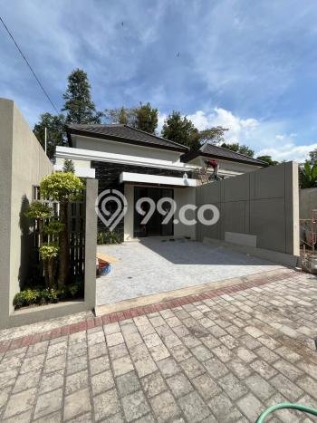 Jual Rumah Strategis Bagus Punya 4 KT di Ngaglik Sleman SHM Jual Rumah Strategis Bagus Punya 4 KT di Ngaglik Sleman SHM