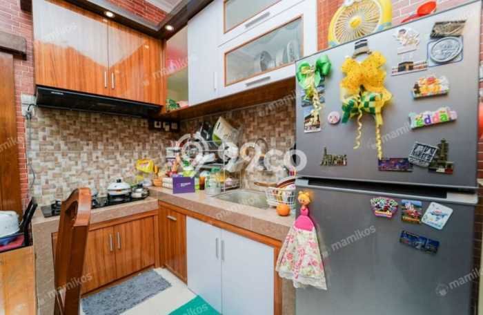 Kost Dijual di Condong Catur dengan 0 KT dan Luas 464m2 Kost Dijual di Condong Catur dengan 0 KT dan Luas 464m2