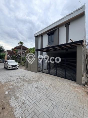 Unit Kost Dijual di Sleman Spesifikasi 12 Kamar Tidur dan Area Ramai Unit Kost Dijual di Sleman Spesifikasi 12 Kamar Tidur dan Area Ramai