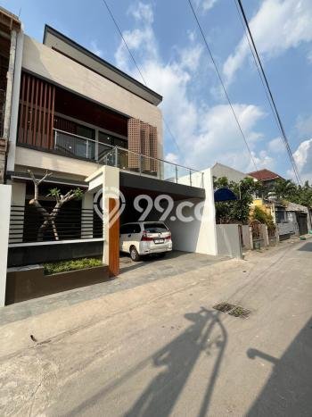 Rumah Strategis Minimalis Lb 190m2 di Ngaglik, Sleman Rumah Strategis Minimalis Lb 190m2 di Ngaglik, Sleman