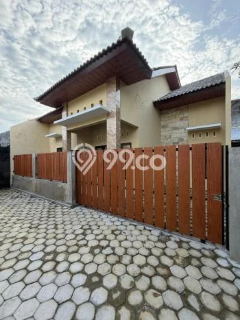 Rumah Modern Minimalis 3 Kamar Siap Huni di Kalasan Rumah Modern Minimalis 3 Kamar Siap Huni di Kalasan