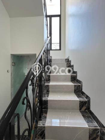Rumah Strategis Modern Lb 115m2 di Sleman, Sleman Rumah Strategis Modern Lb 115m2 di Sleman, Sleman
