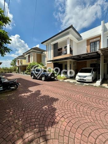 Dijual Cepat Rumah Bagus Siap Huni LB 165m2 di Ngaglik, Sleman Dijual Cepat Rumah Bagus Siap Huni LB 165m2 di Ngaglik, Sleman