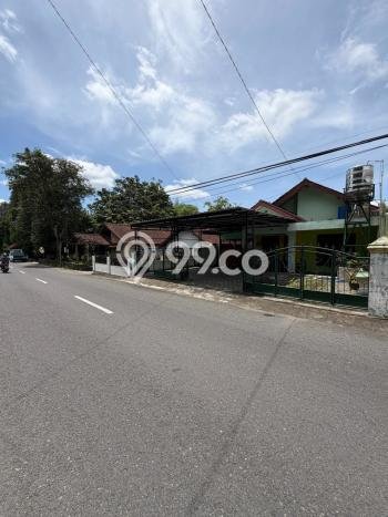 Rumah Modern Cantik 8 Kamar Siap Huni di Piyungan Rumah Modern Cantik 8 Kamar Siap Huni di Piyungan