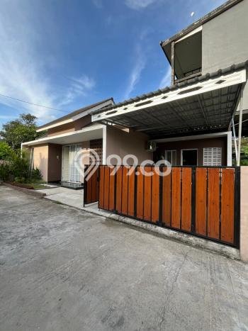 Rumah Siap Huni 3 KT 2 KM di Kawasan Bisnis Kalasan, Sleman Rumah Siap Huni 3 KT 2 KM di Kawasan Bisnis Kalasan, Sleman